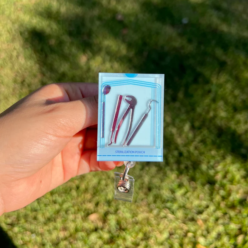 2024 New👩‍⚕️👨‍⚕️Badge Clip Gift For Medical Pros