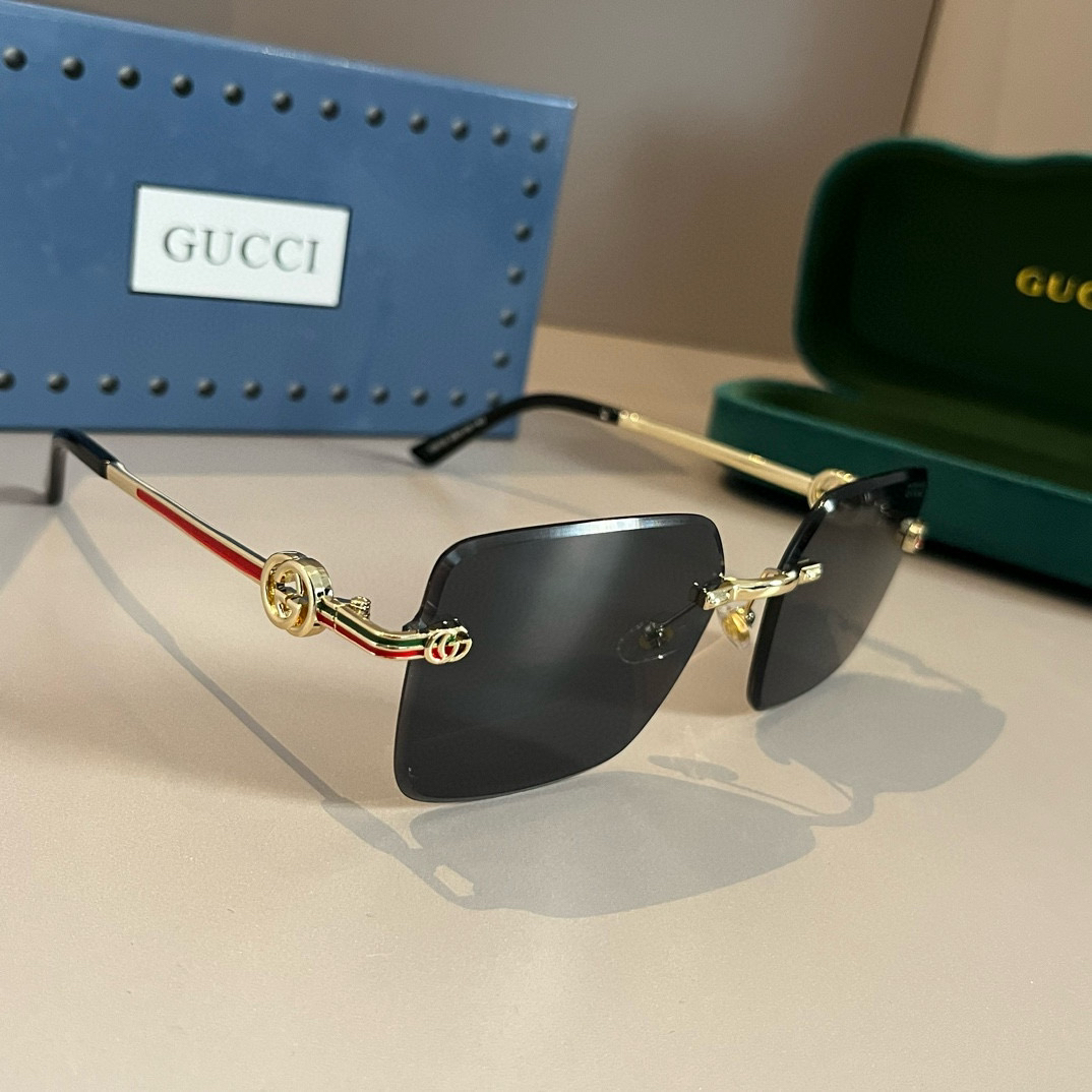 Gucci Square Frame Sunglasses