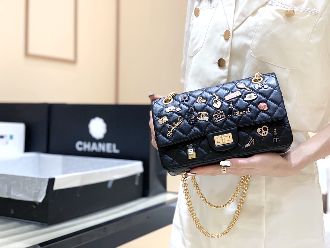 Chanel 2.55 reissue badge commemorative edition handbag