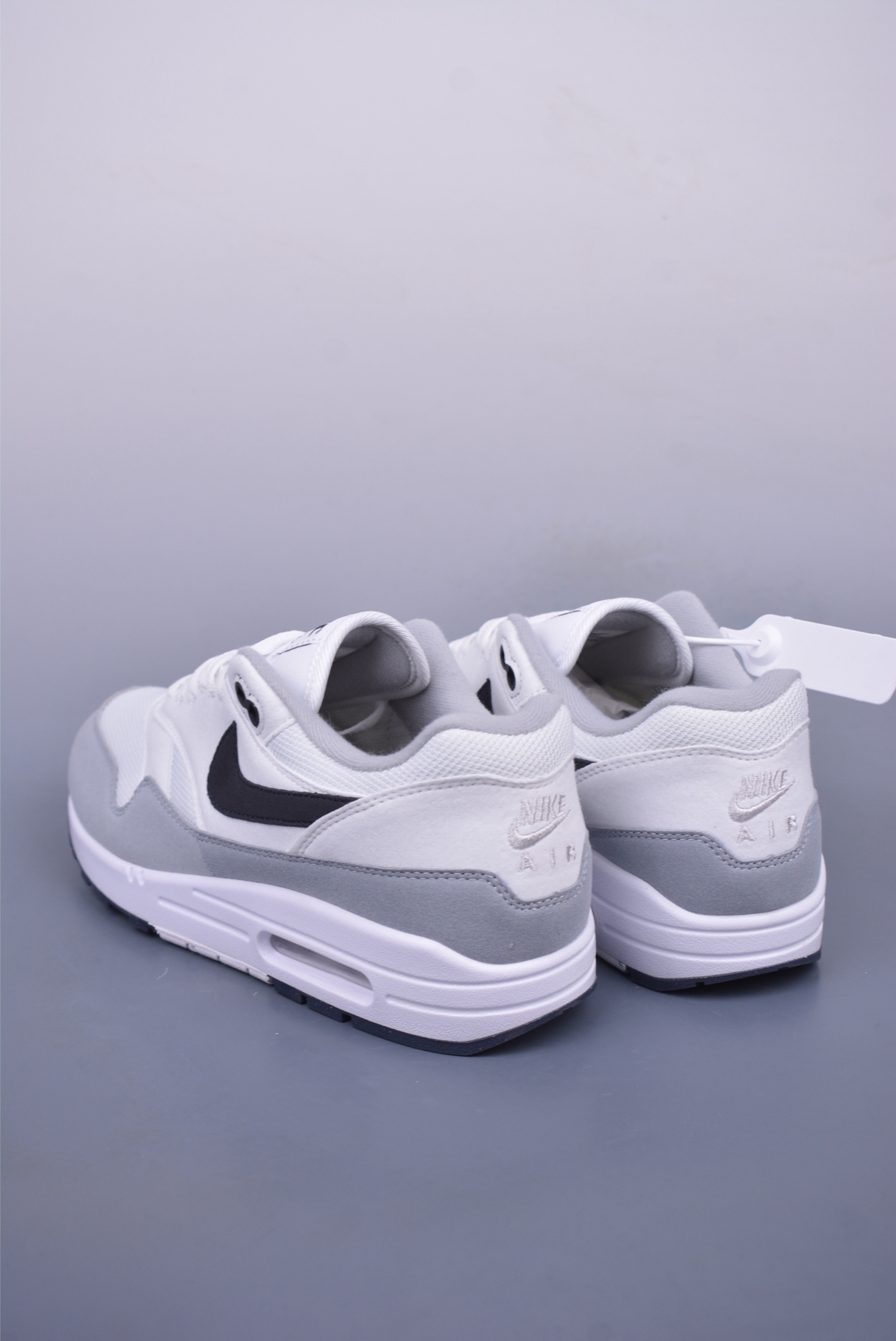 Nike Air Max 1 87 first generation running shoes white, gray and black hook FZ5808-002