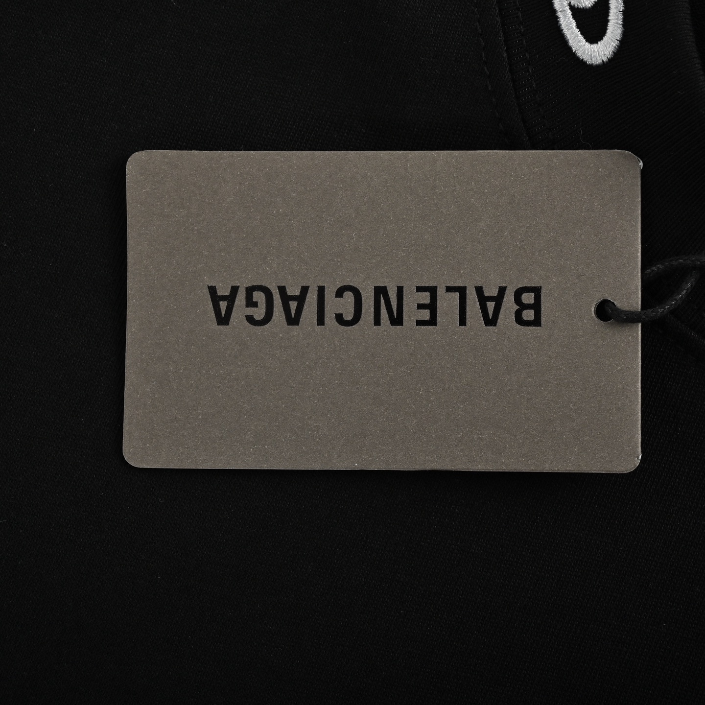 Balenciaga 25ss short sleeves with double B embroidered logo on the neckline