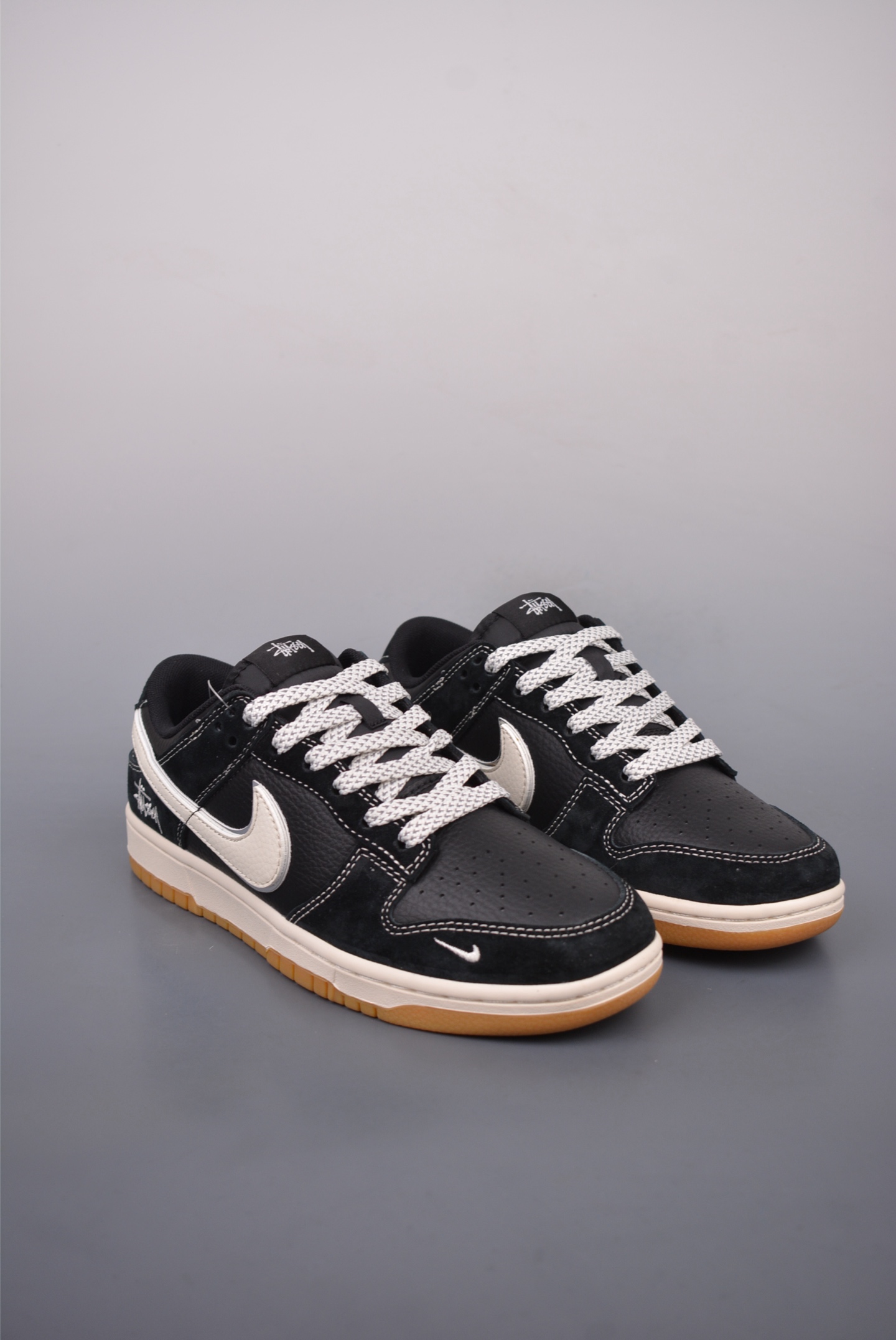 Stussy x Nike By You SB Dunk Low Retro SP BlackOff-White XX3168-115