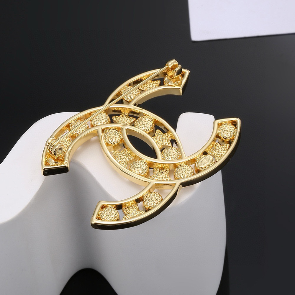 Chanel Hollow Diamond Brooch