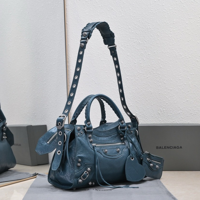 Balenciaga NEO CAGOLE Motorcycle Bag Medium