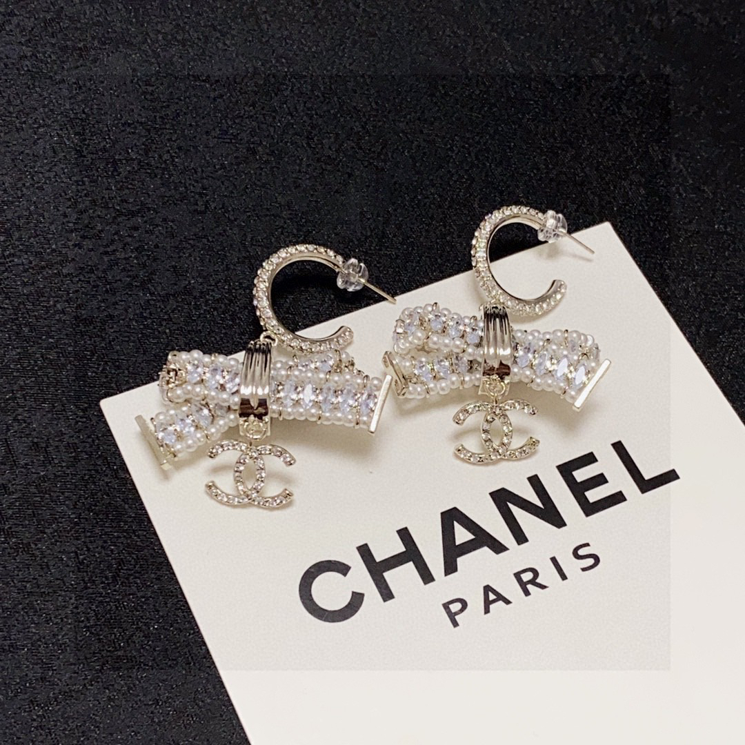 Chanel full diamond pearl bow earrings