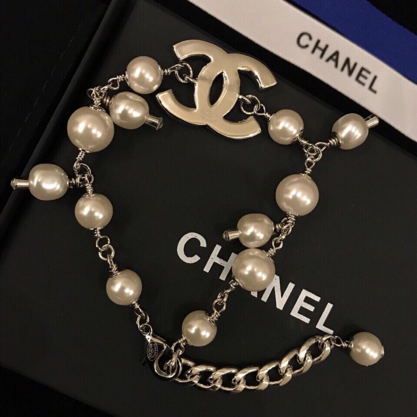 Chanel CC Pearl Bracelet with Diamonds