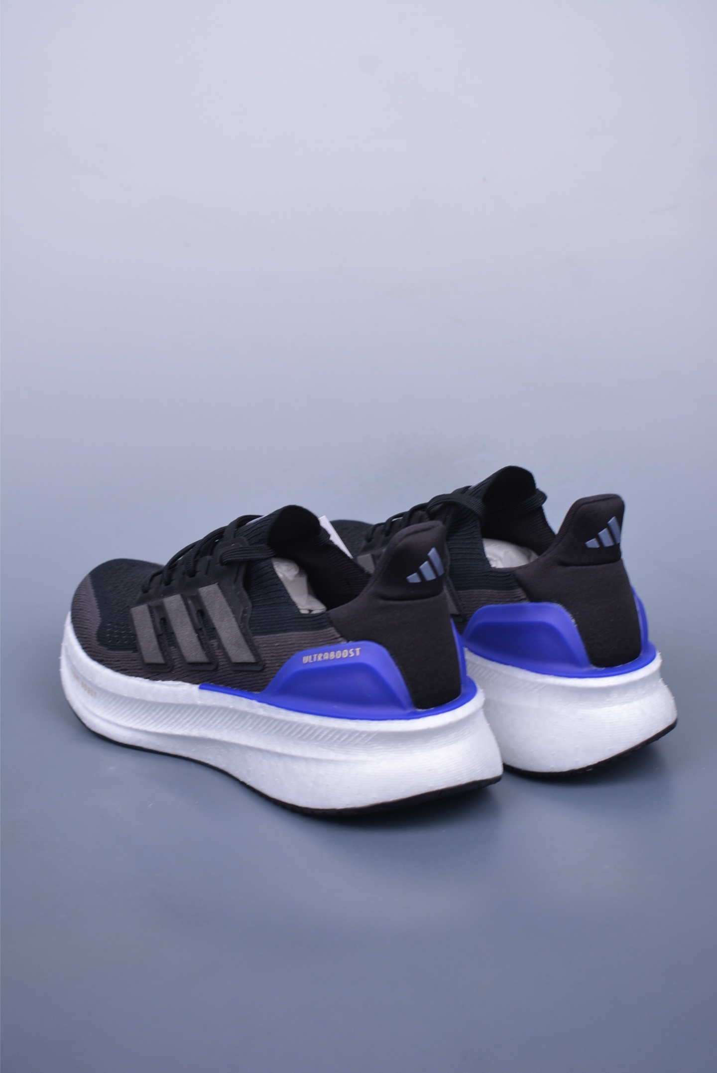 Adidas Alphabounce Beyond M running shoes Knitted black white blue JH9082