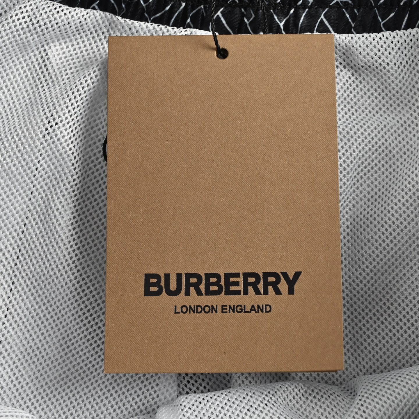 Burberry 25ss all-over logo beach shorts