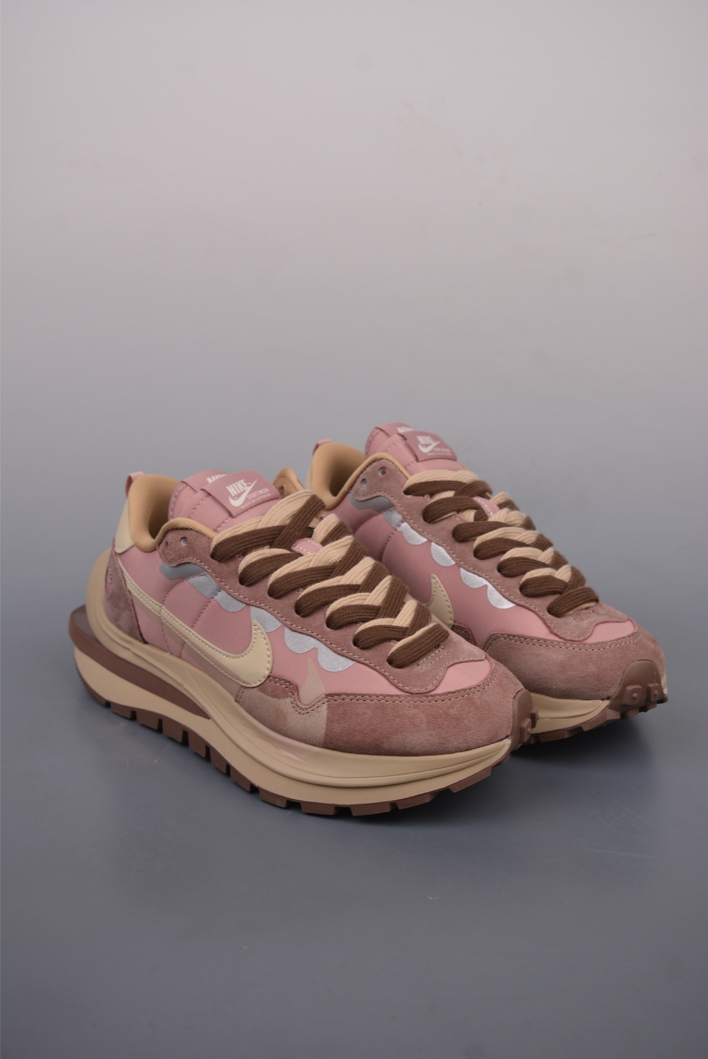 Sacai x Nike VaporWaffle 3.0 running shoes Pink and Brown Overlapping Double Hooks DD1875-301