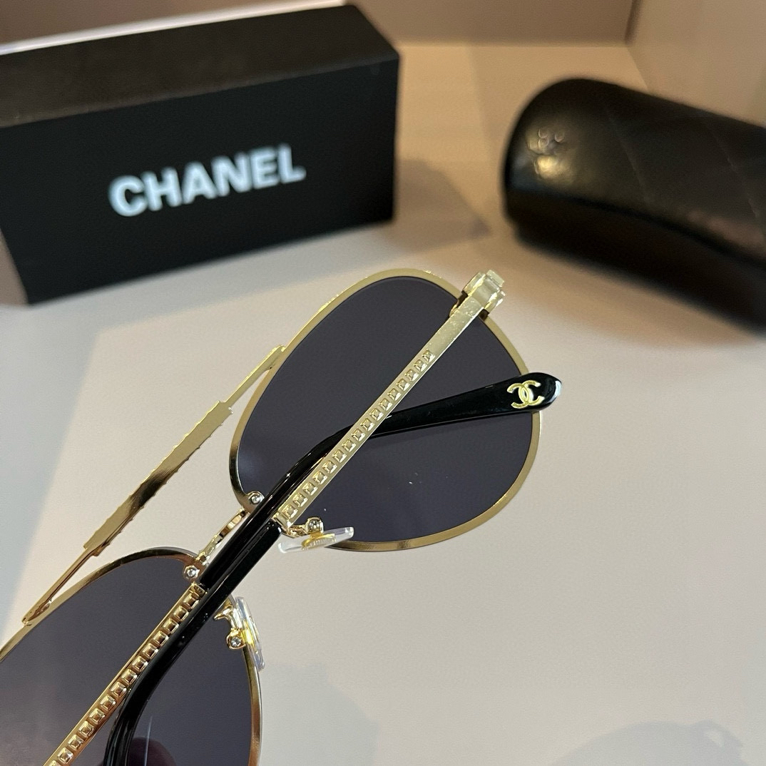 Chanel round frame sunglasses