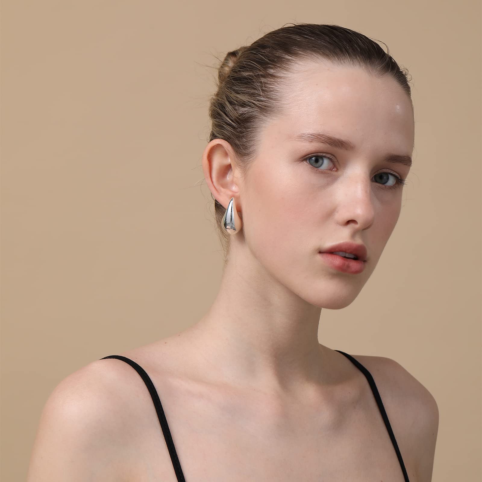 🔥Last Day 50% OFF🔥25/32/47mm Chunky Gold Hoop Earrings for Women | Lightweight Tear Drop Earrings