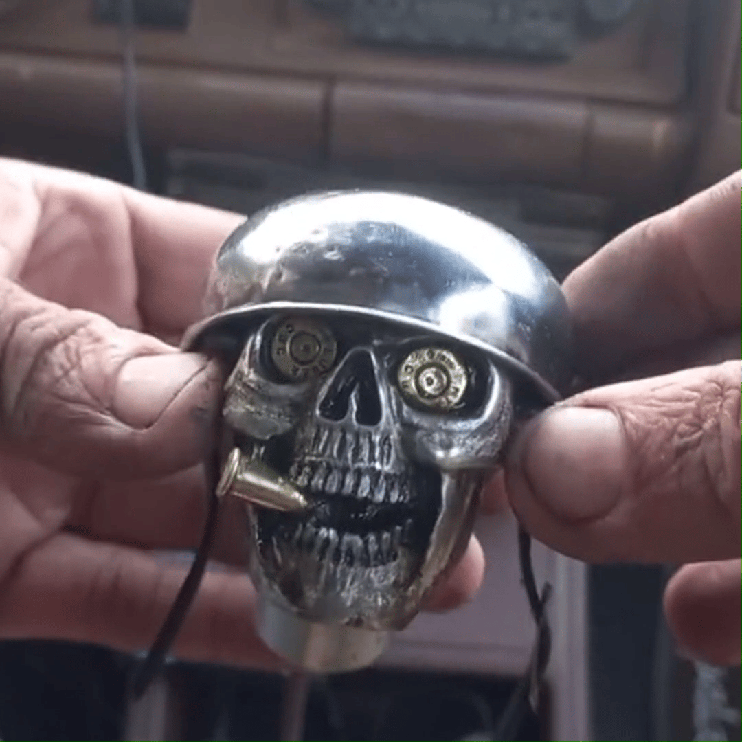 On Sale🔥Manual Transmission Car Skull Soldier Grip