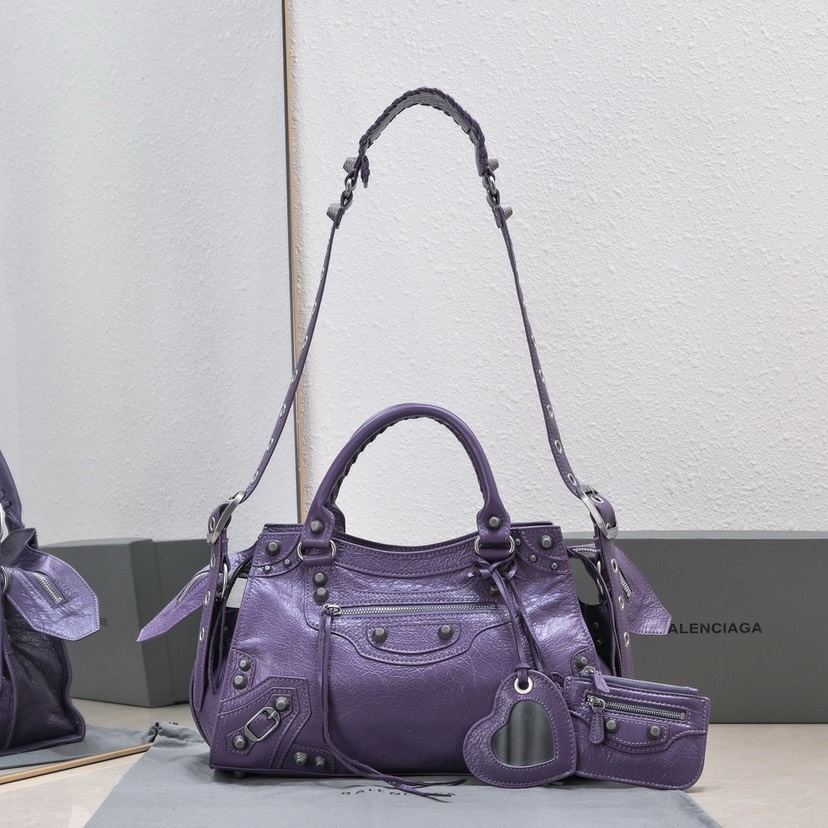 Balenciaga N​​​EO​ CAGOL​E​ Motorcycle​​Bag​​Medium