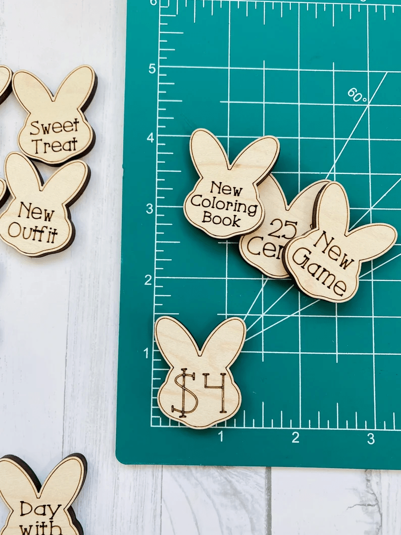 25 Easter Tokens