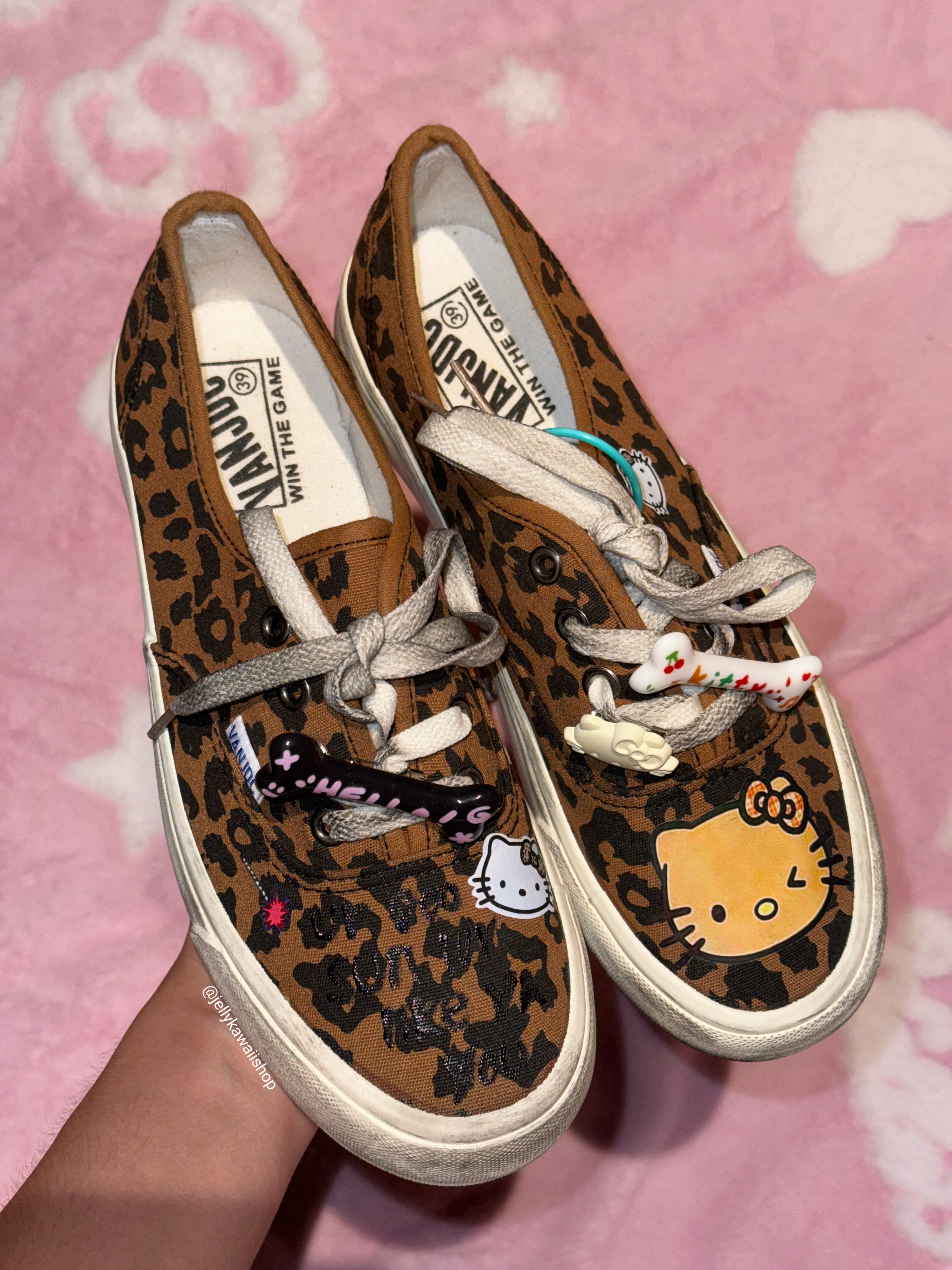 Hellokitty Leopard Print Fashion Distressed Sneakers Cute Canvas Slip on Shoes