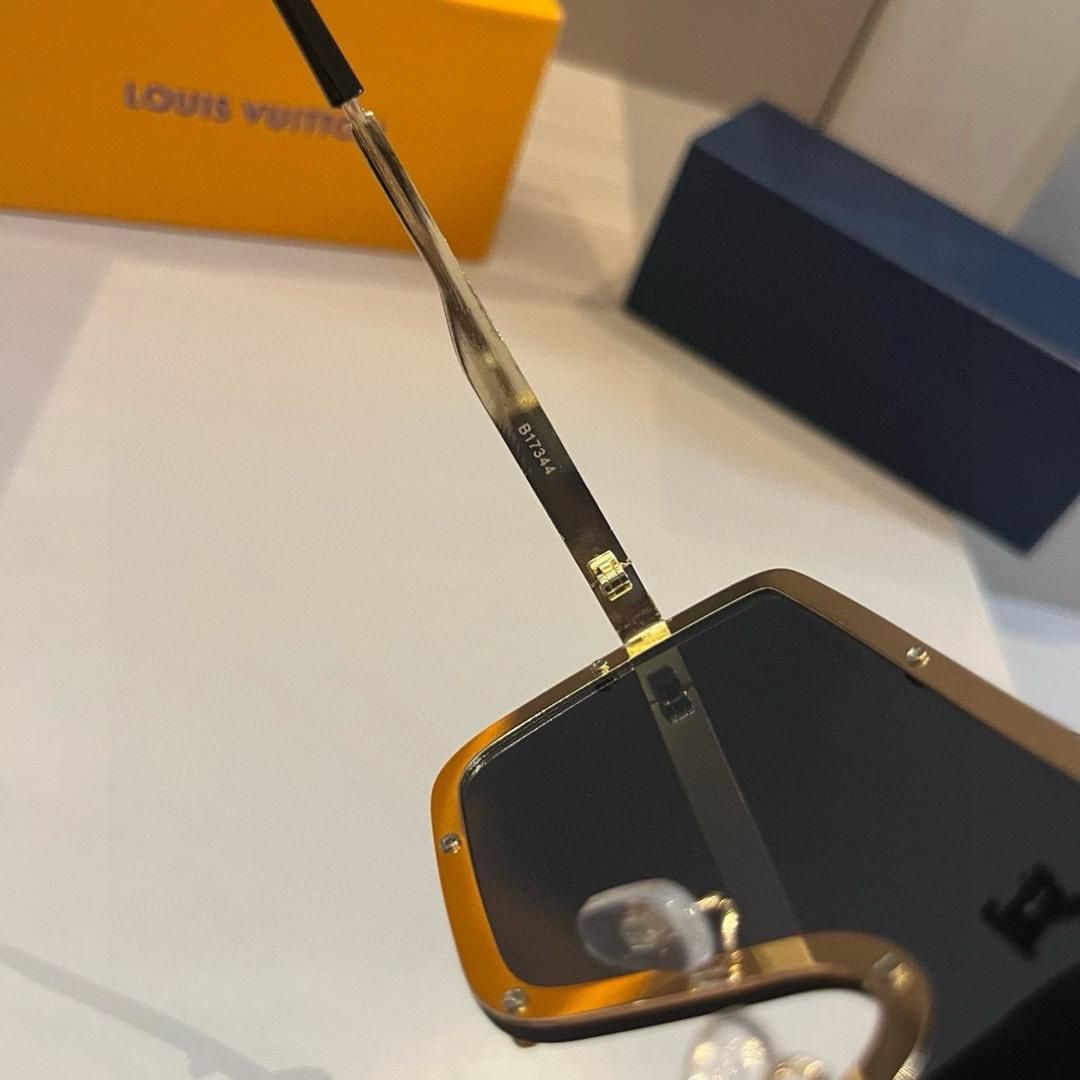 Louis Vuitton Square Frame Sunglasses