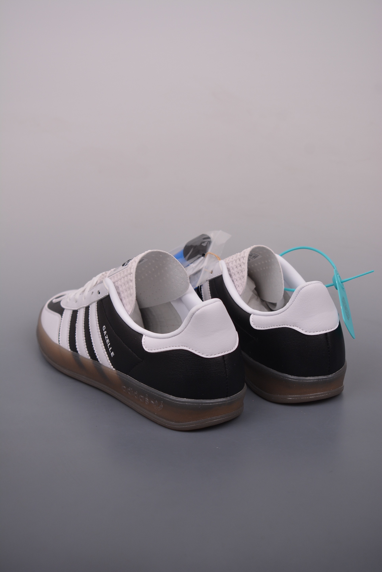 Adidas Gazelle Indoor TrainersGatsin Pack IH9989