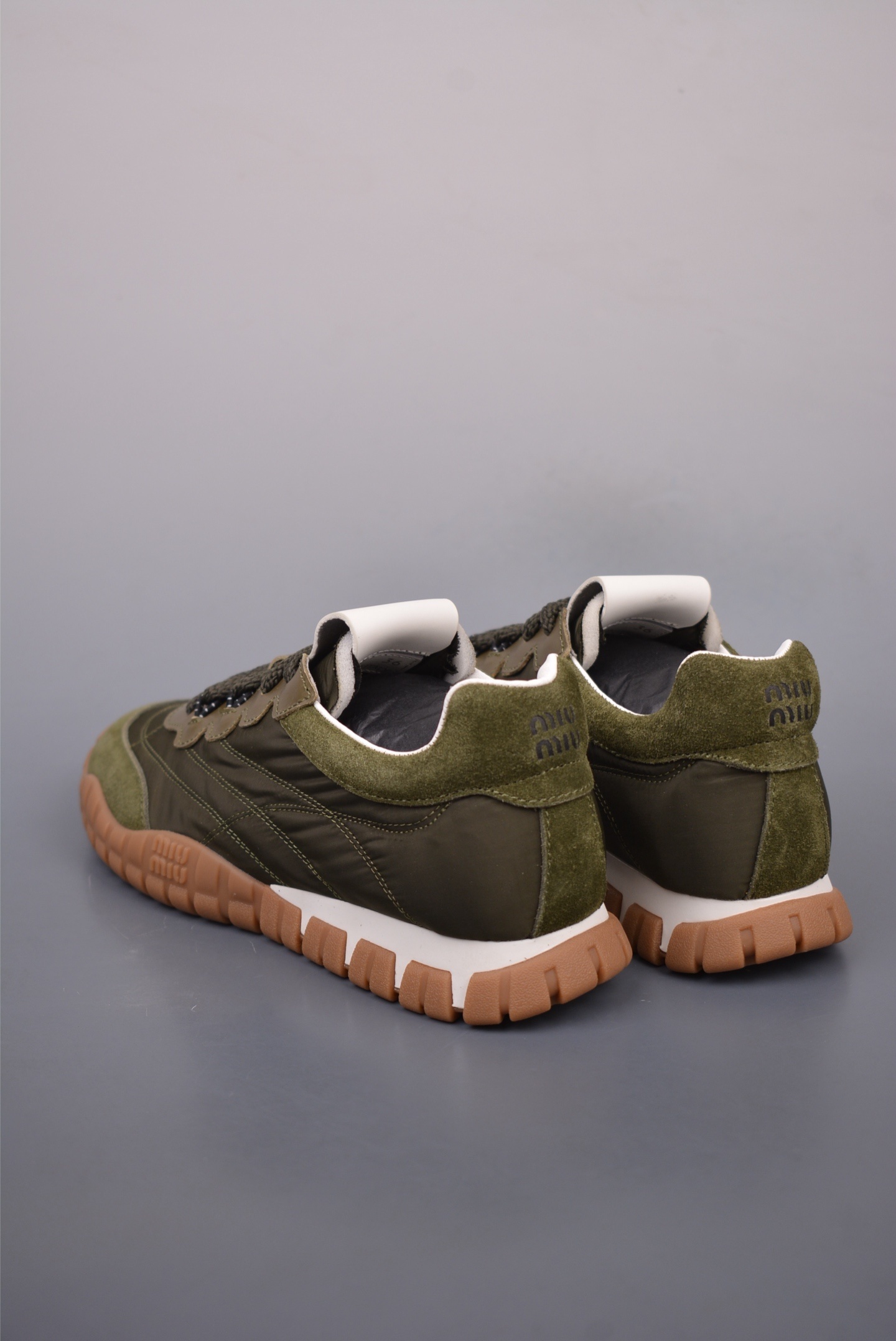 Miu Miu Tyre Low Sneakers 