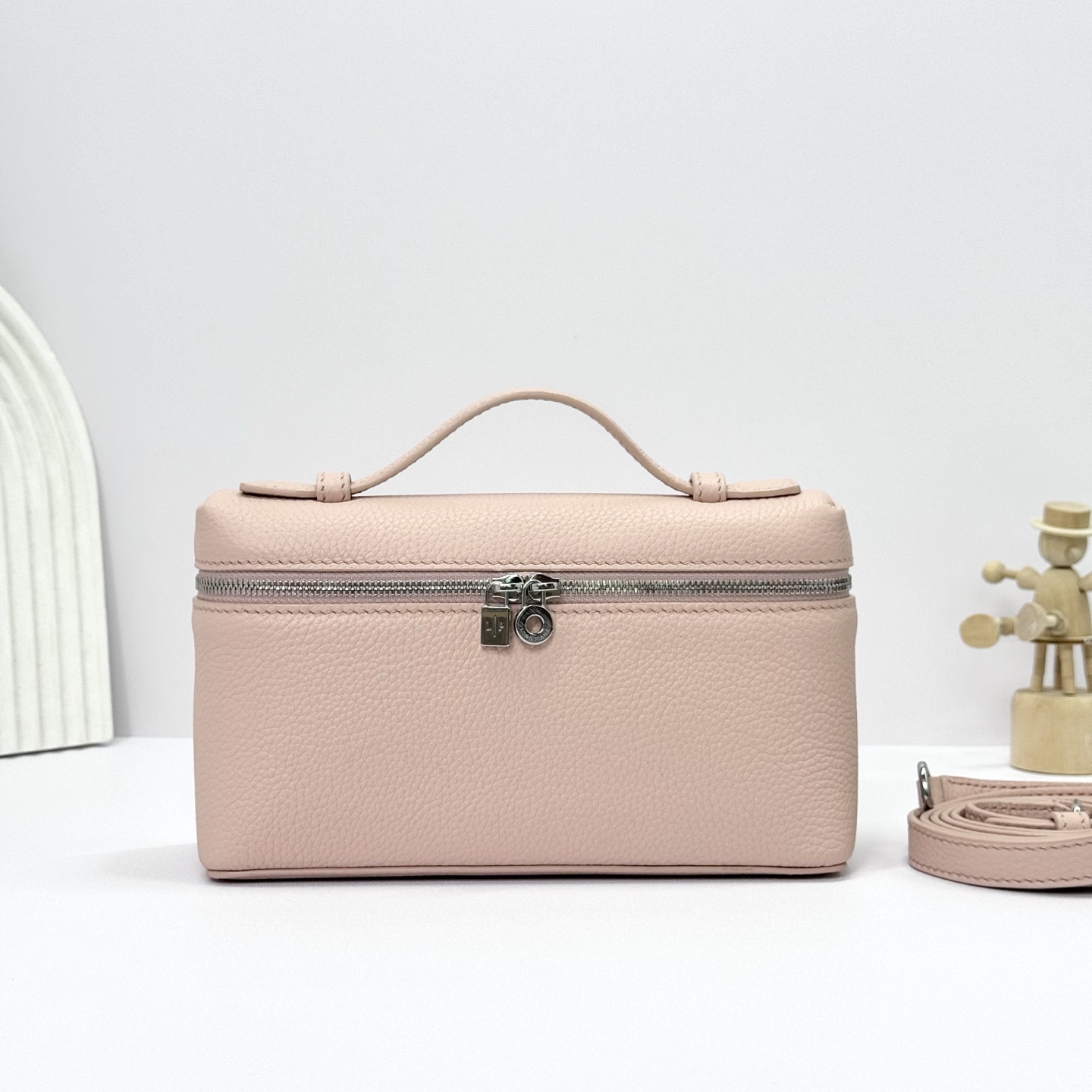 Loro Piana Extra poet L19 Clutch FAI8393