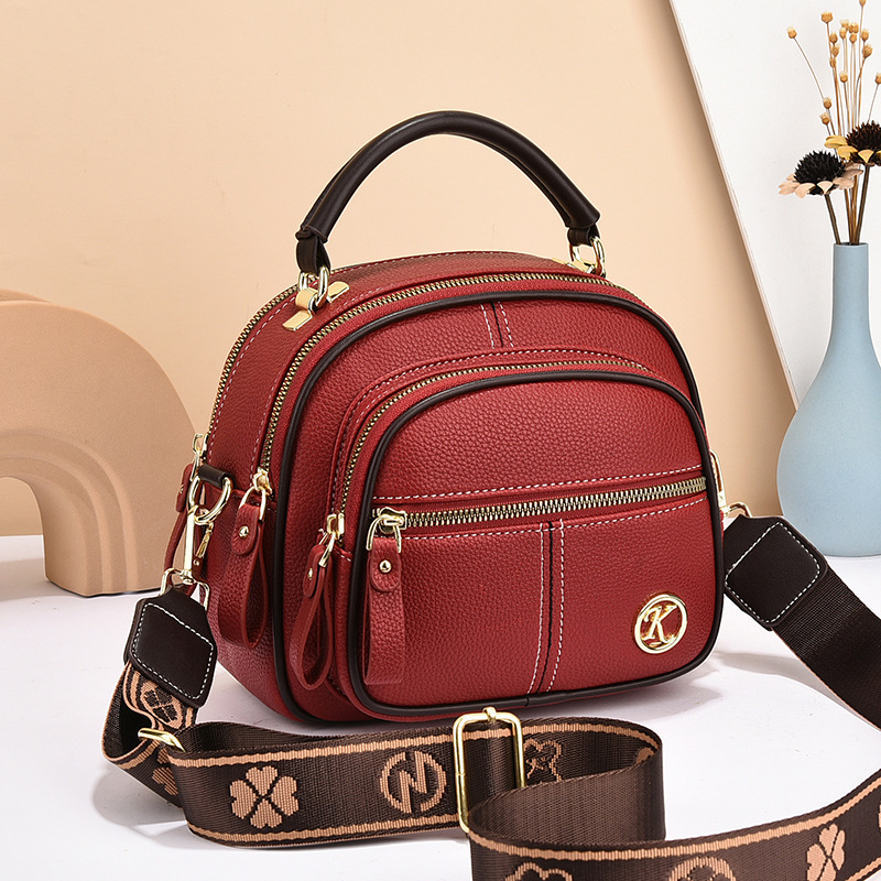 👍Last Day Promotion 60% OFF💥Classic Multifunctional Compartments Adjustable Wide Shoulder Strap Leather Crossbody Bag