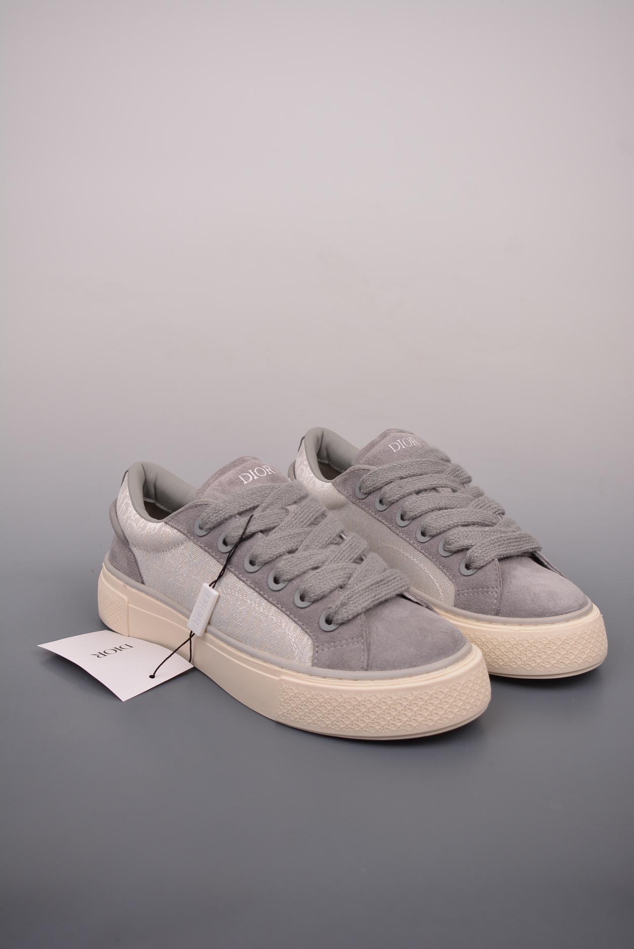 Dior B33 Low Top Sneakers Oblique dark grey off-white 3SN303ZWN_H860