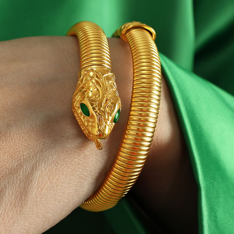 🌲Early Christmas Sale 49% OFF🌲Titanium Steel Cobra Stretch Bracelet – Bold Snake Design with Green Stone Accents