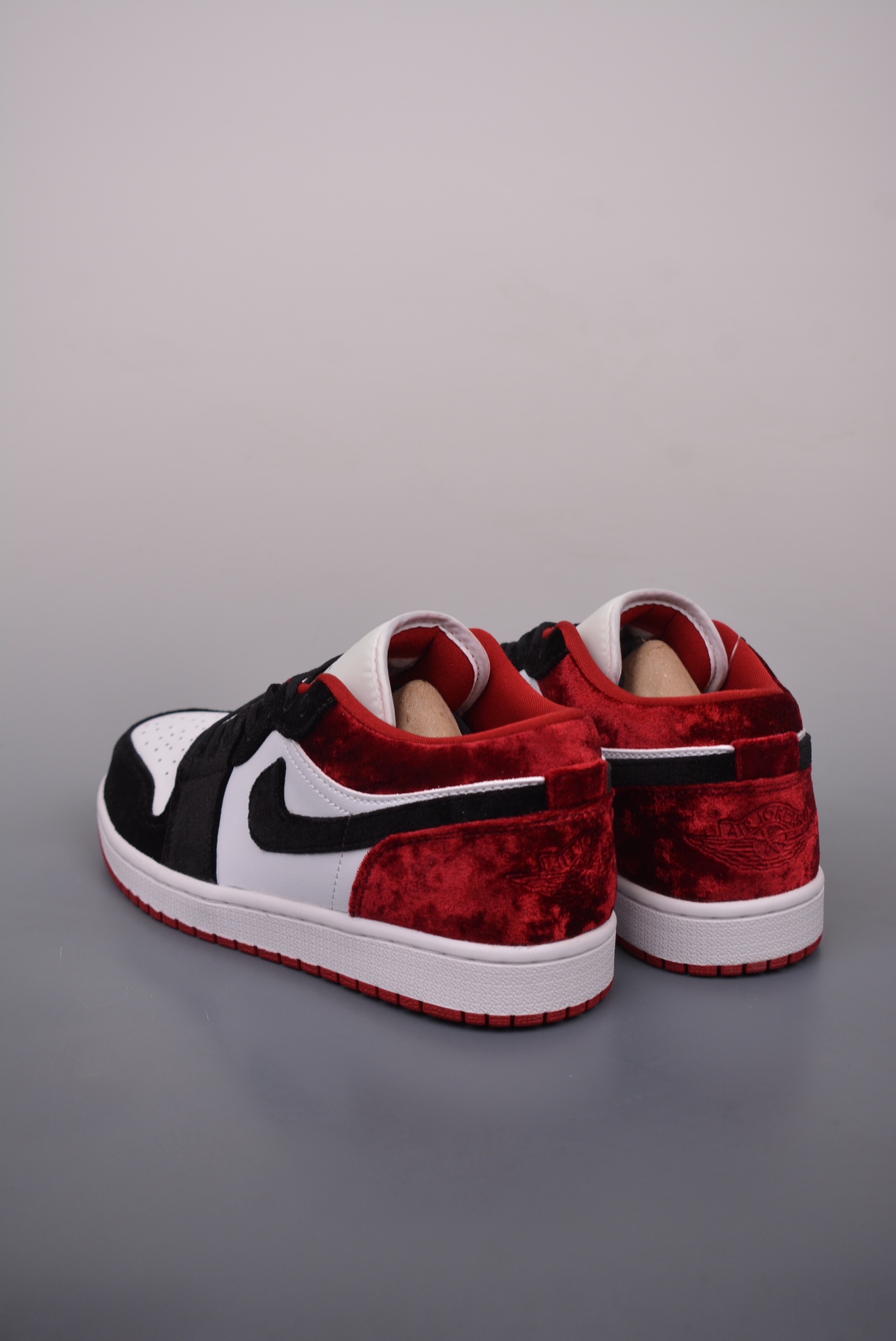 Air Jordan 1 Low Black Red Velvet FZ3242-001