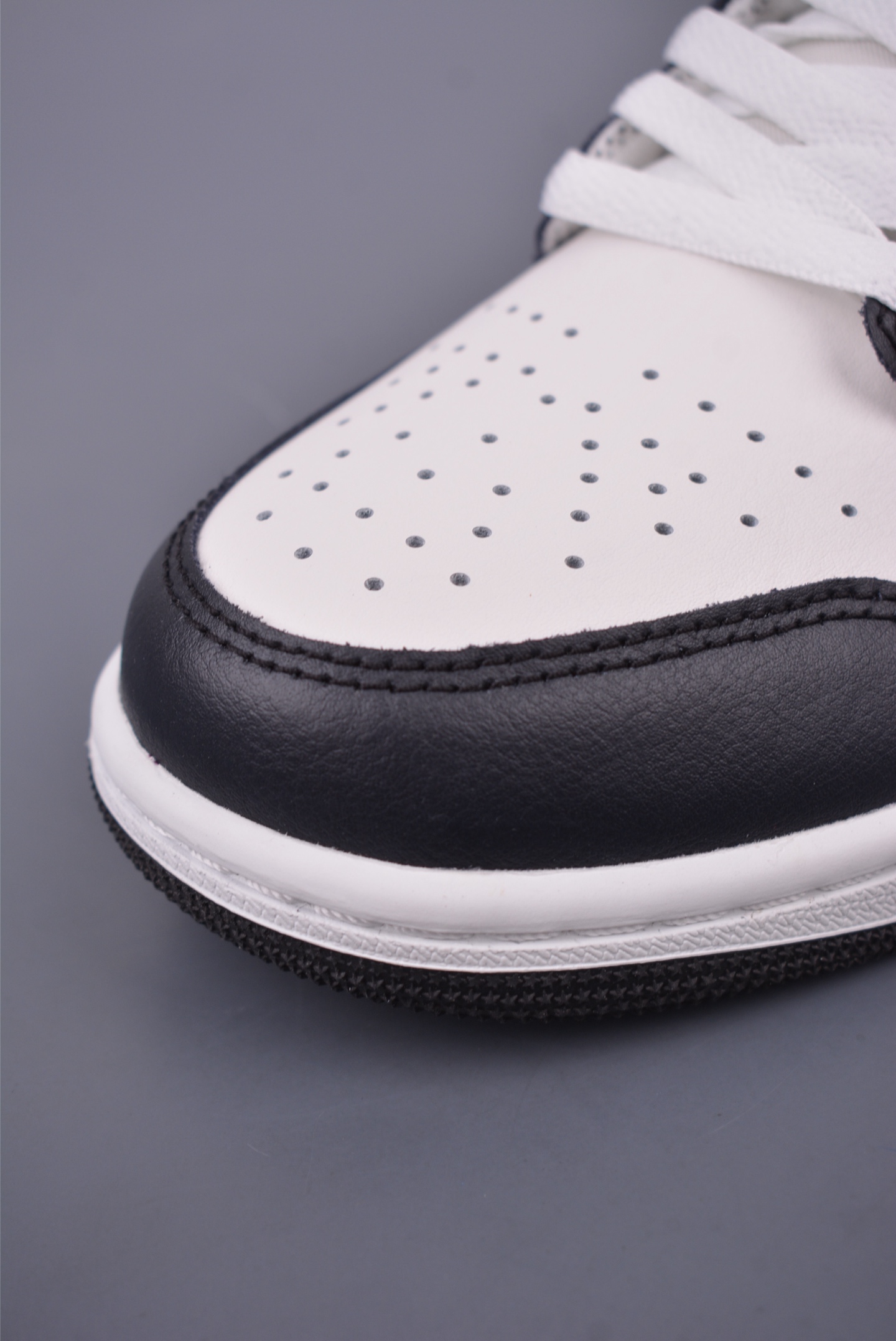 Air Jordan 1 Low AJ1 sports shoes 553558-153