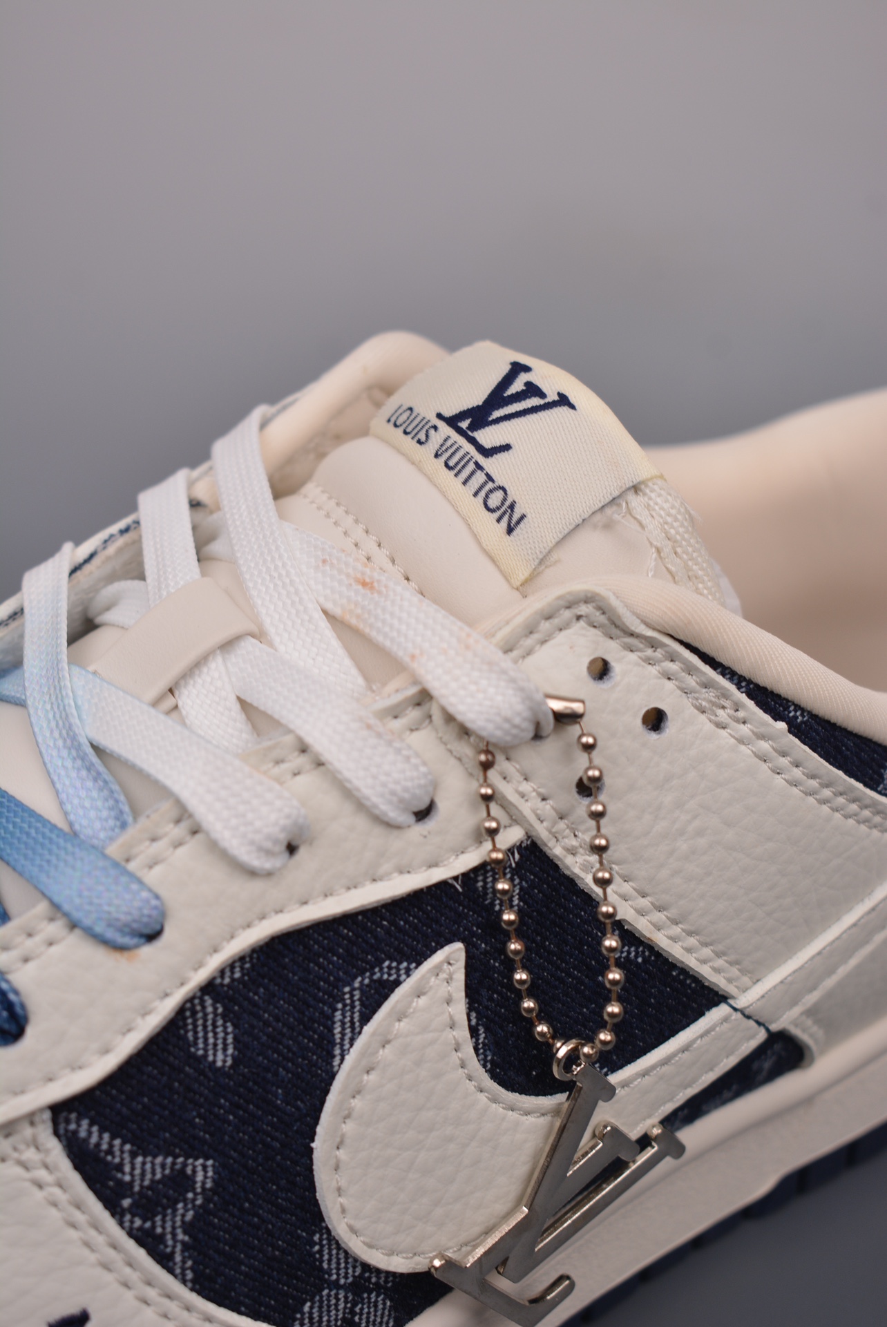 Louis Vuitton x Nike SB Dunk Low LV Monogram Off-White Denim Dark Blue XB3802-359