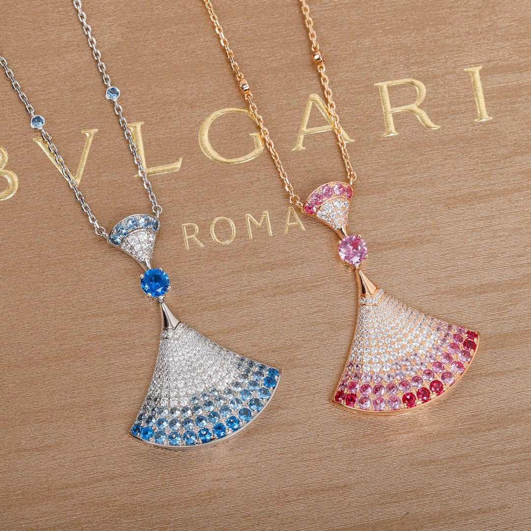 Bulgari DIVASDREAM fan-shaped diamond necklace