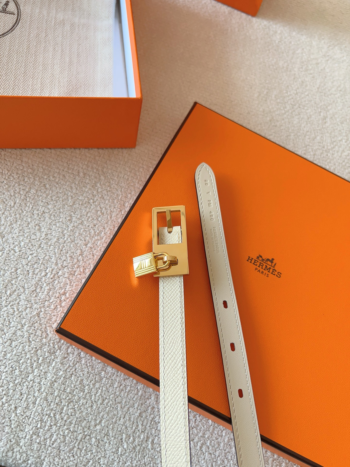 Hermès Women's Calfskin Double-Sided Pin Buckle Belt 1.5cm Width