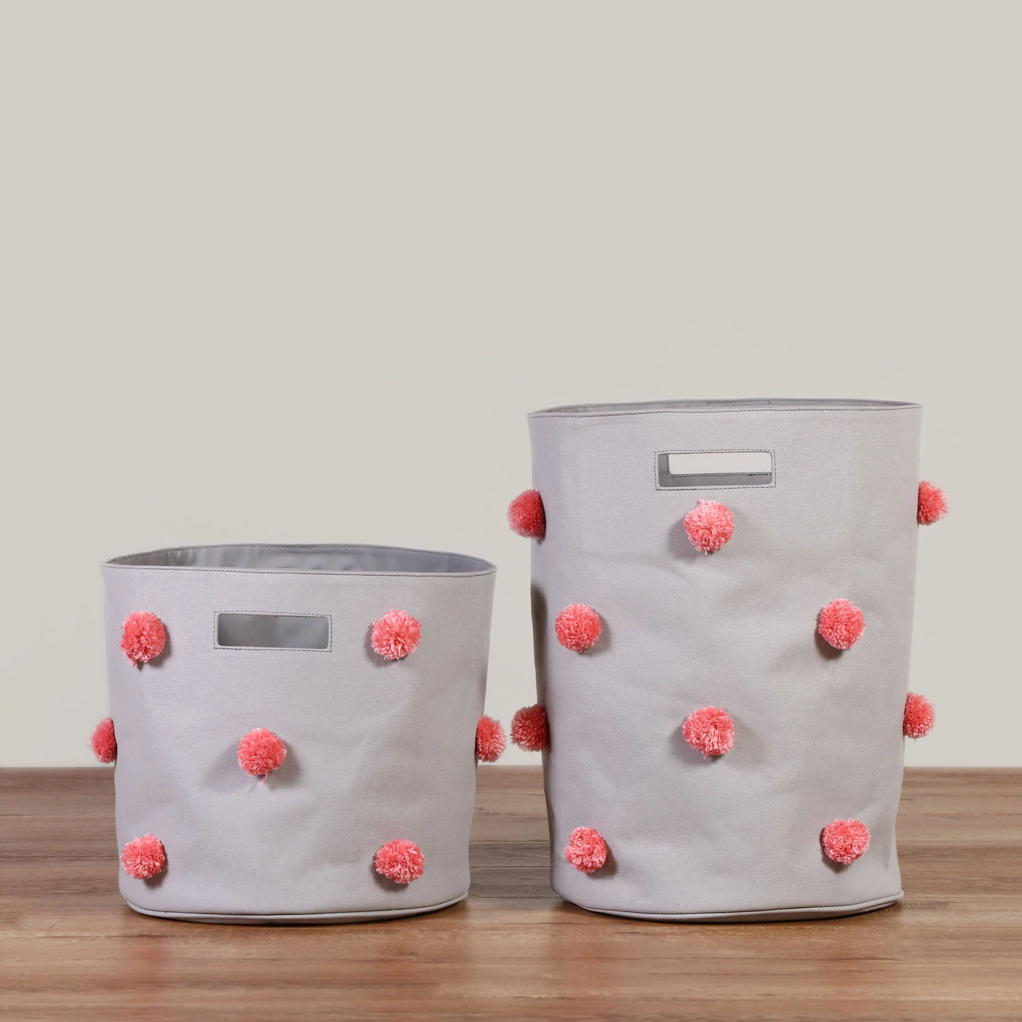 Cestos pompones Gris con Rosa（xb）