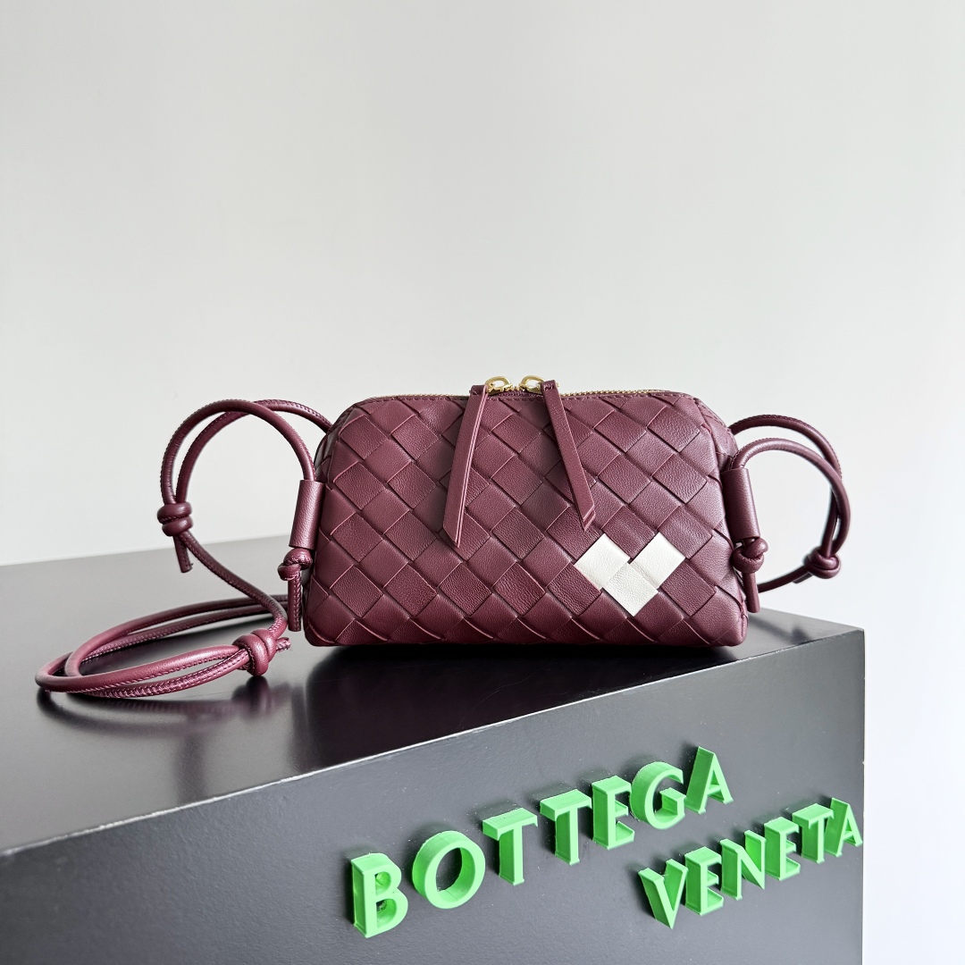 Bottega Veneta Concert Pouch Mini Bag 794258