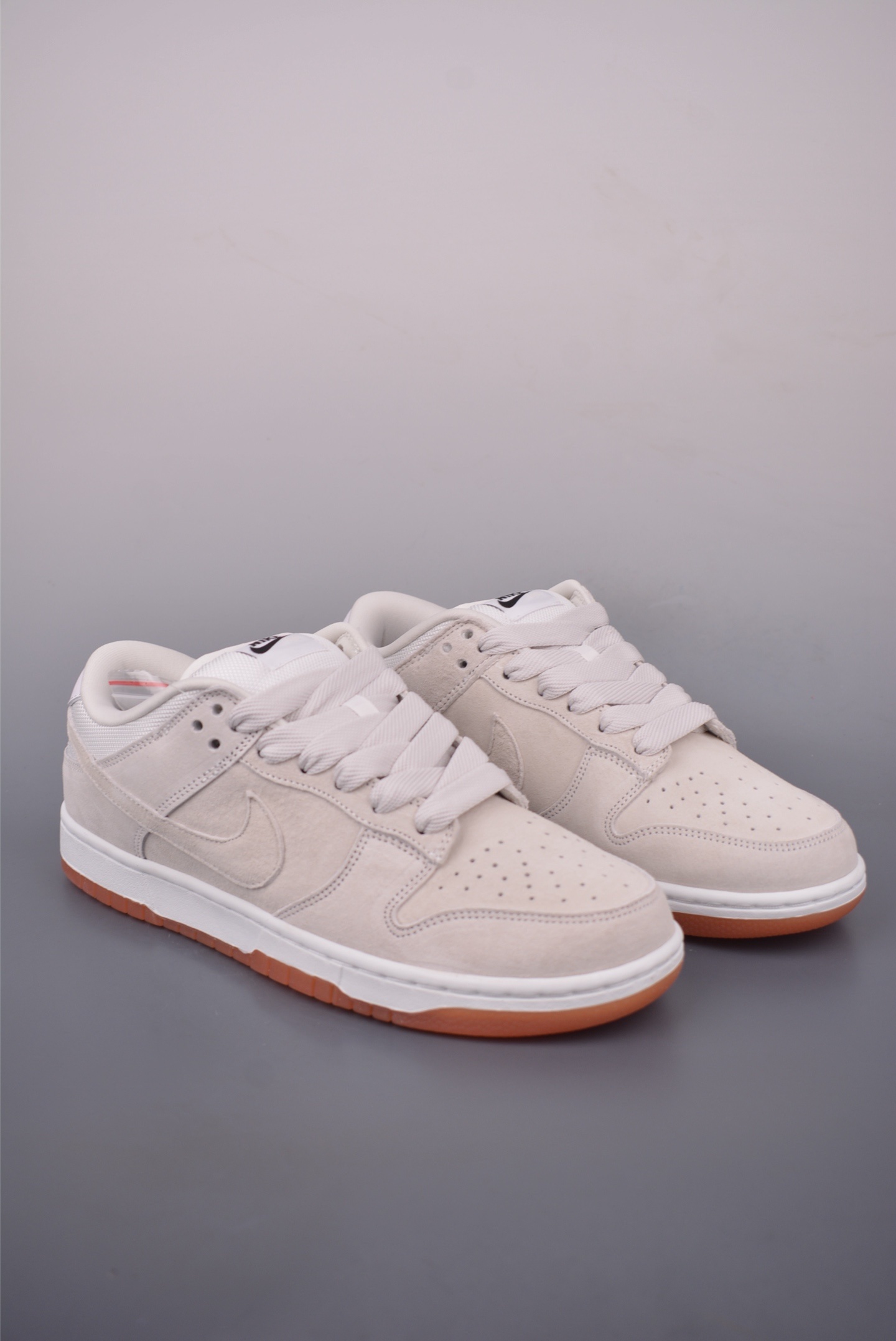 Nike SB Dunk Low Pro B 