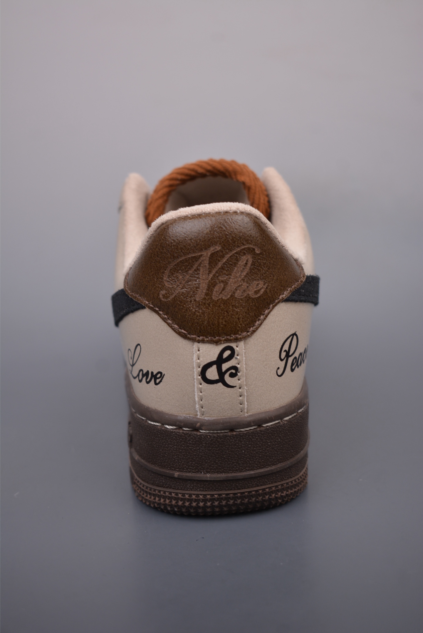 Nike Air Force 1’07 Low Love & Peace Gray Brown HQ3458-142