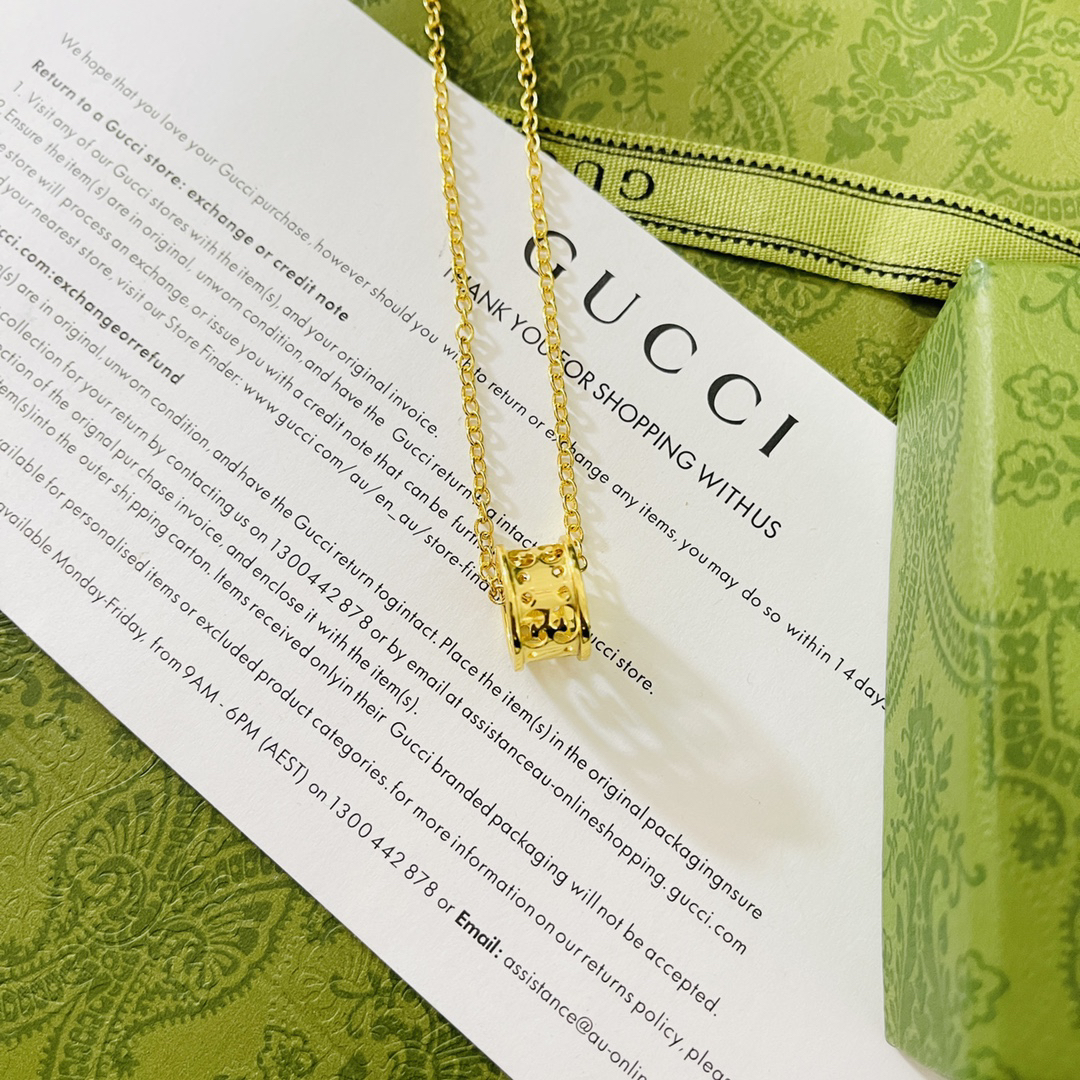 Gucci GG hollow ring gold necklace
