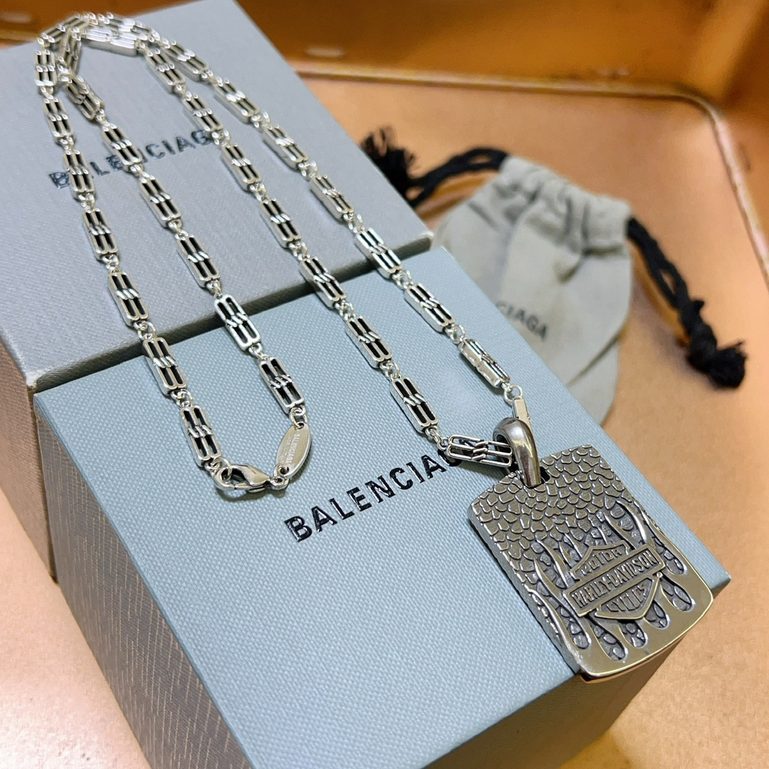 Balenciaga Fireworks Square Chain Vintage Necklace