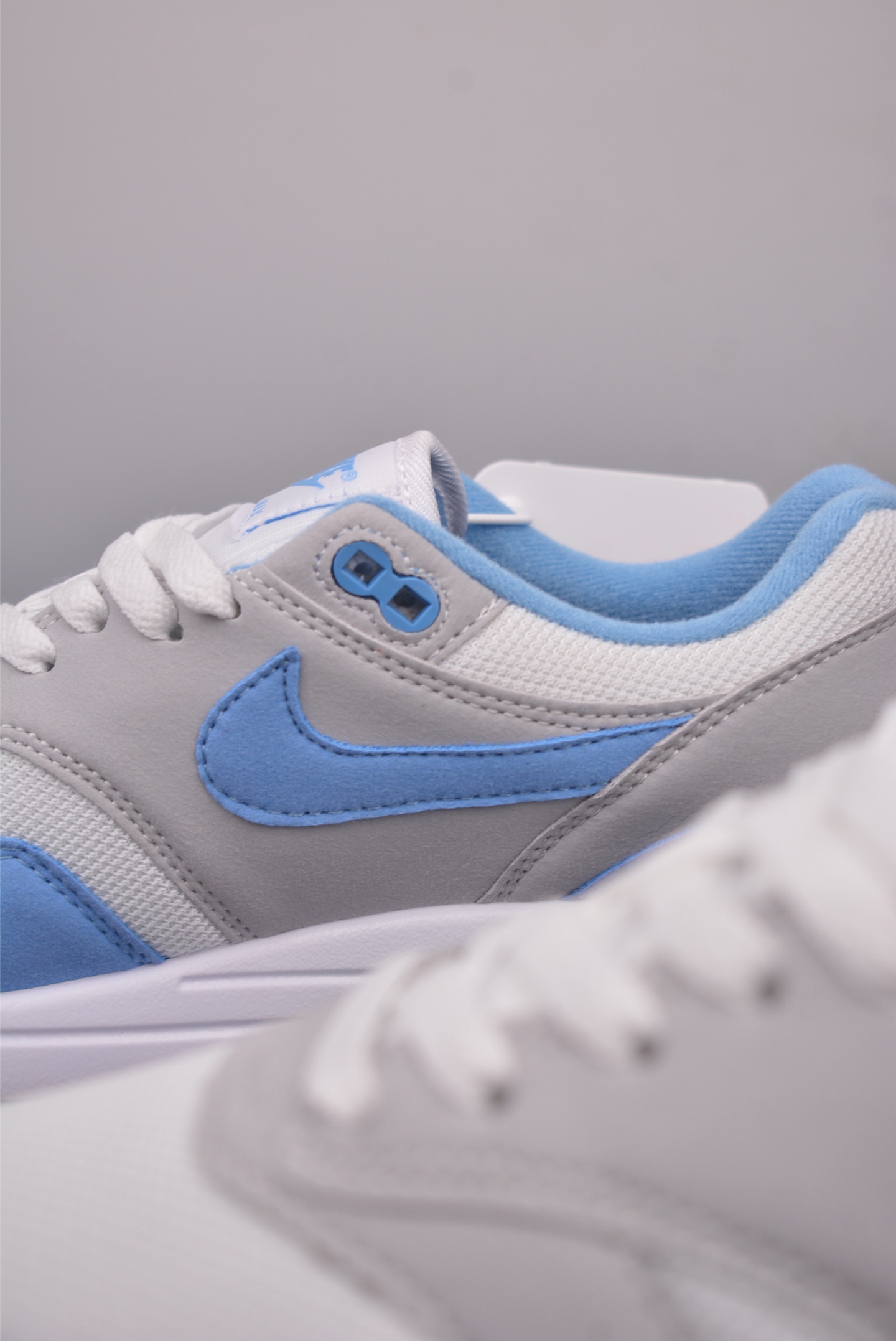 Nike Air Max 1'87 Original Series White, Blue and Gray