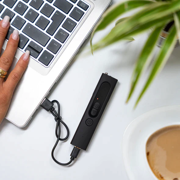 🔥Last day to get50% off🔥Hidden Camera Detector - Pocket Anti-spy / Bug Sweeping Listening Device🔍