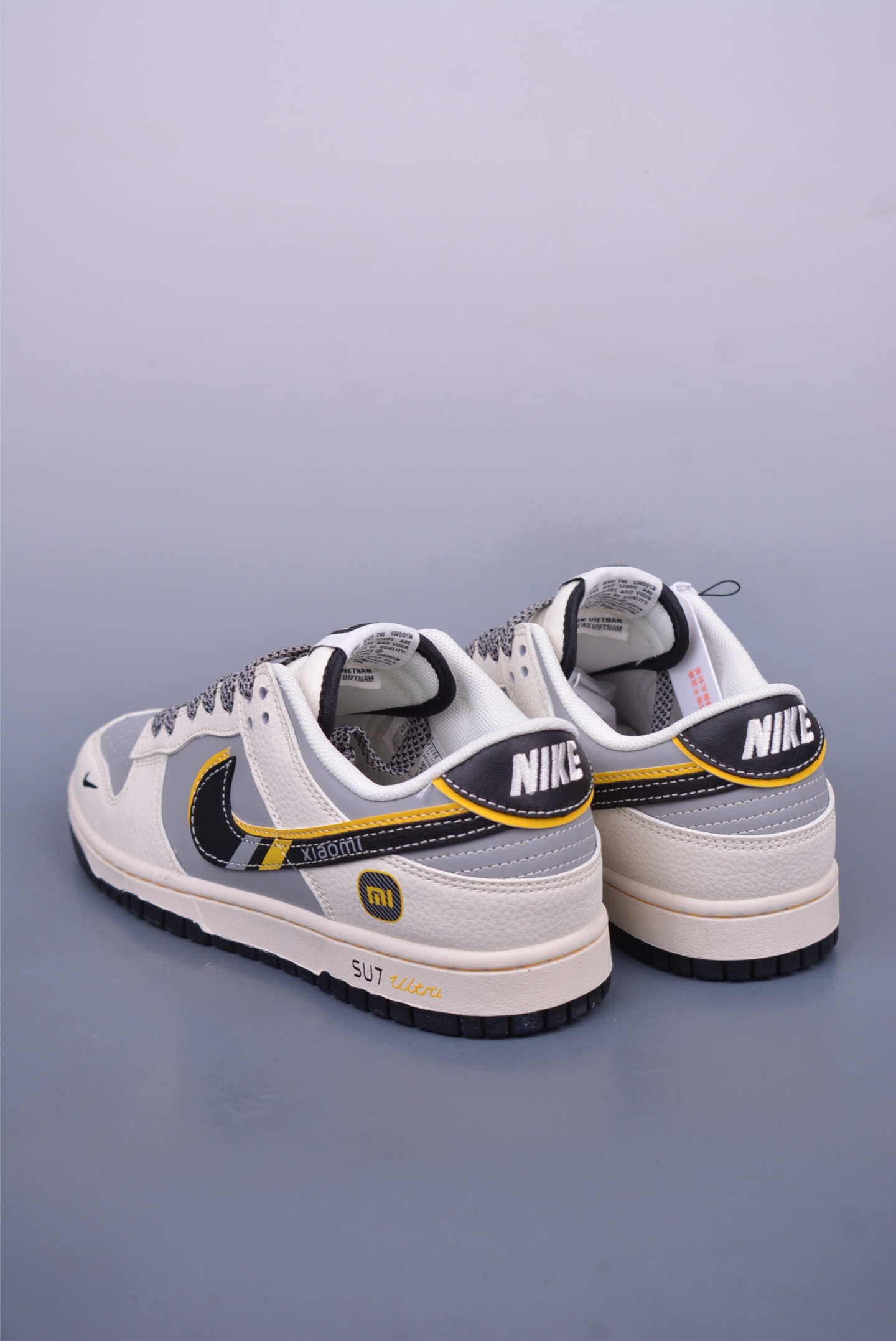 Lei Jun Xiaomi su7 x Nike SB Dunk Low sports shoes gray black and yellow XX3168-166