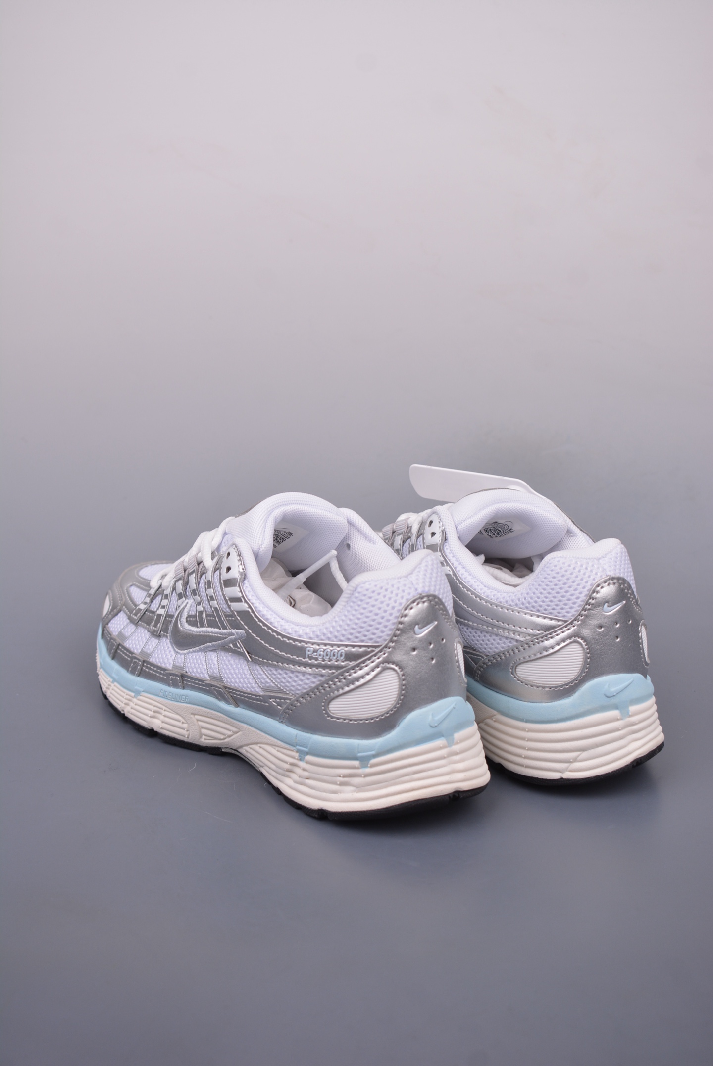 Nike Initiator Running Shoes Metallic Silver White Blue BV1021-106