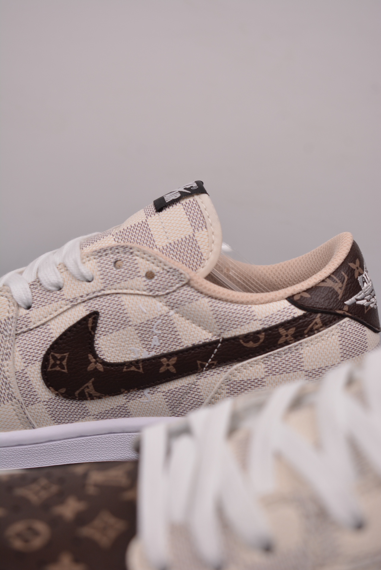 Travis Scott x LV Air Jordan 1 Low three-party collaboration