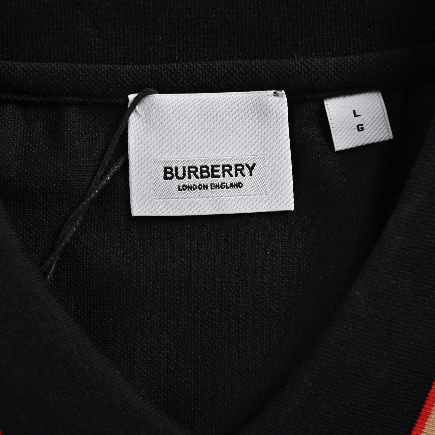 Burberry Polo short sleeves with colorful stripe embroidery on the collar
