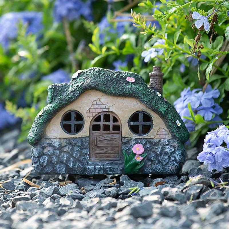 1pc Solar Garden Statue Lights, Fairy Garden House Cottage Figurines Solar Powered Resin Sculpture Outdoor Decor Light For Patio, Lawn, Yard Art Decoration, Housewarming Gift (Resin)