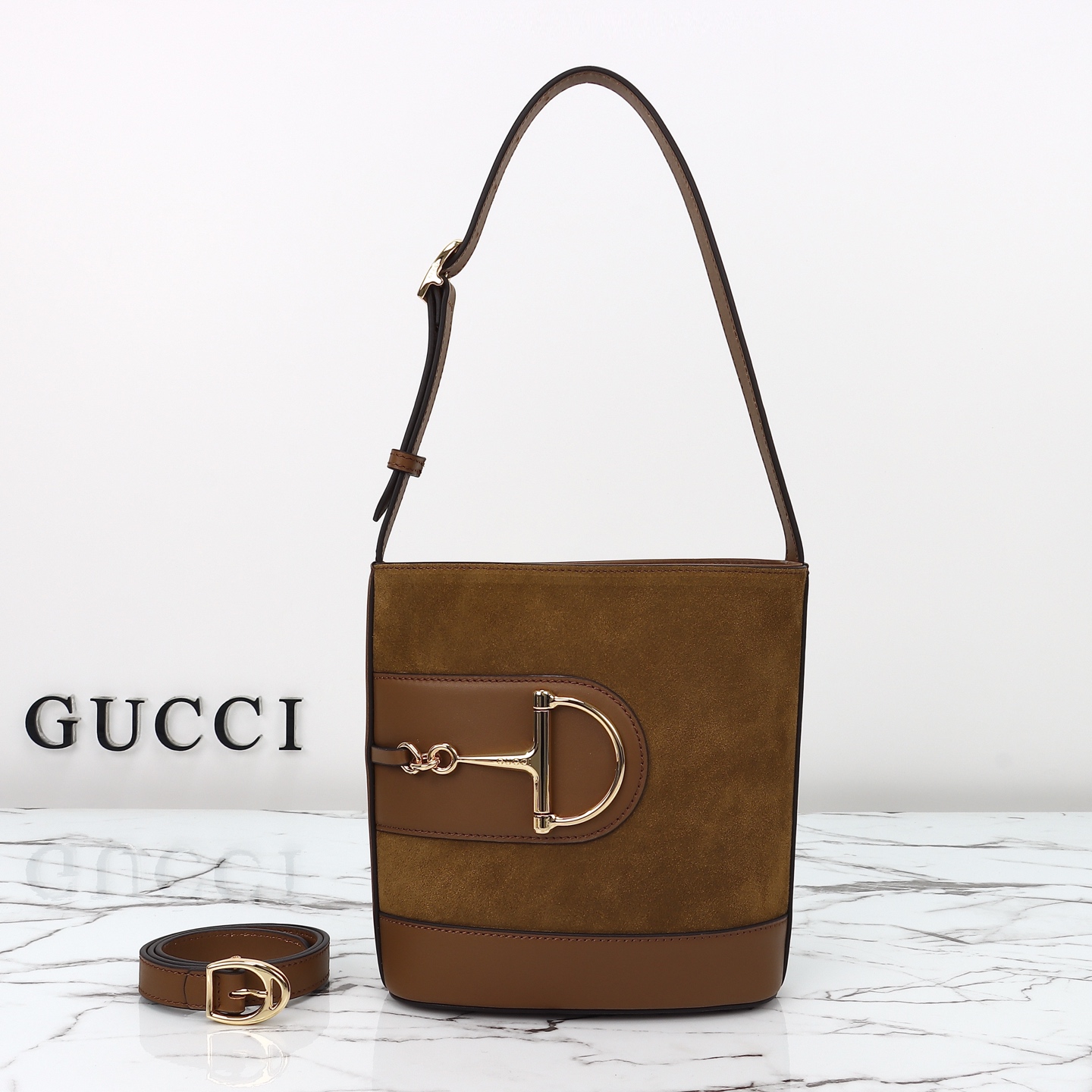 Gucci 73 small bucket bag ‎833665 CAAAV 2718