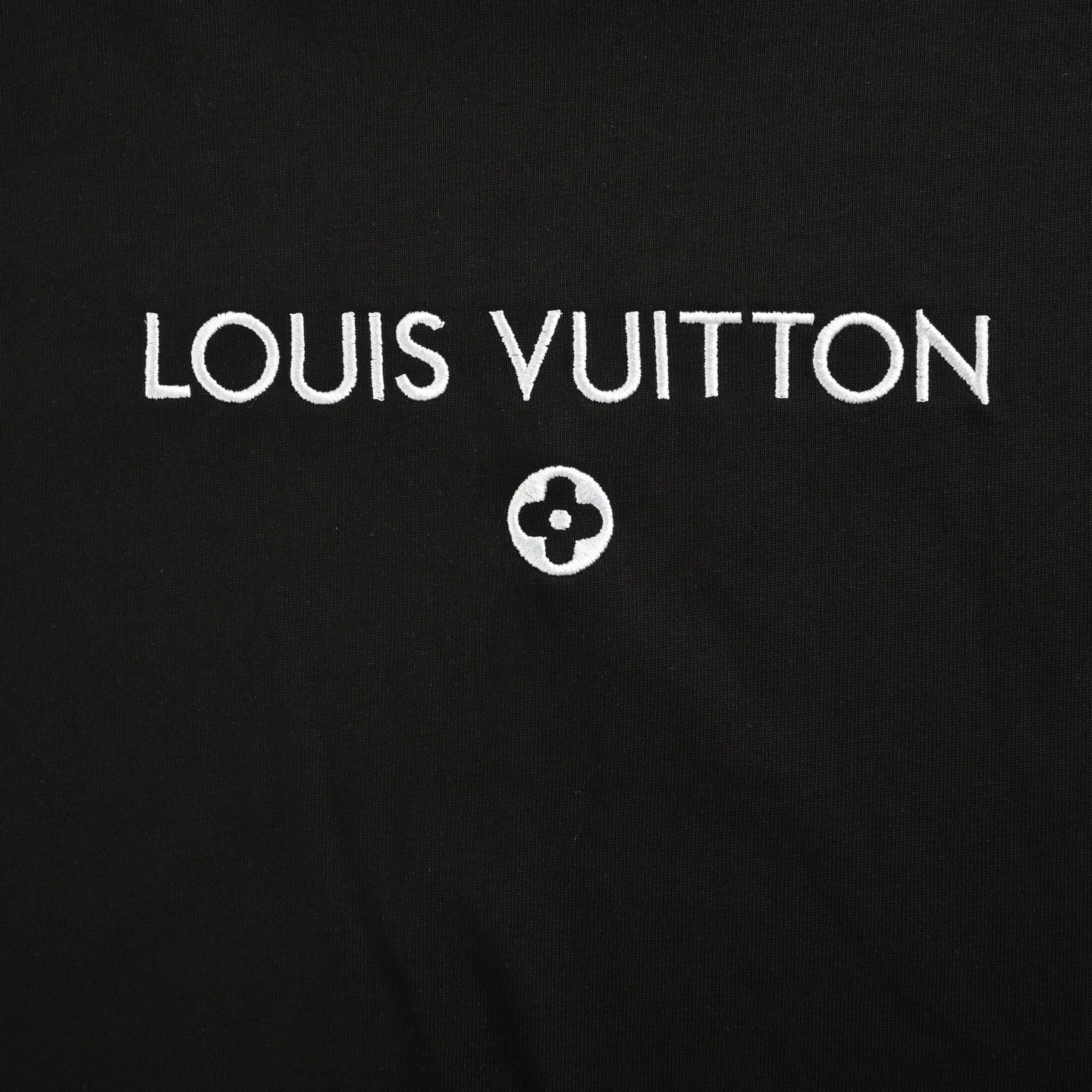 Louis Vuitton 25ss embroidered lettering logo short sleeve
