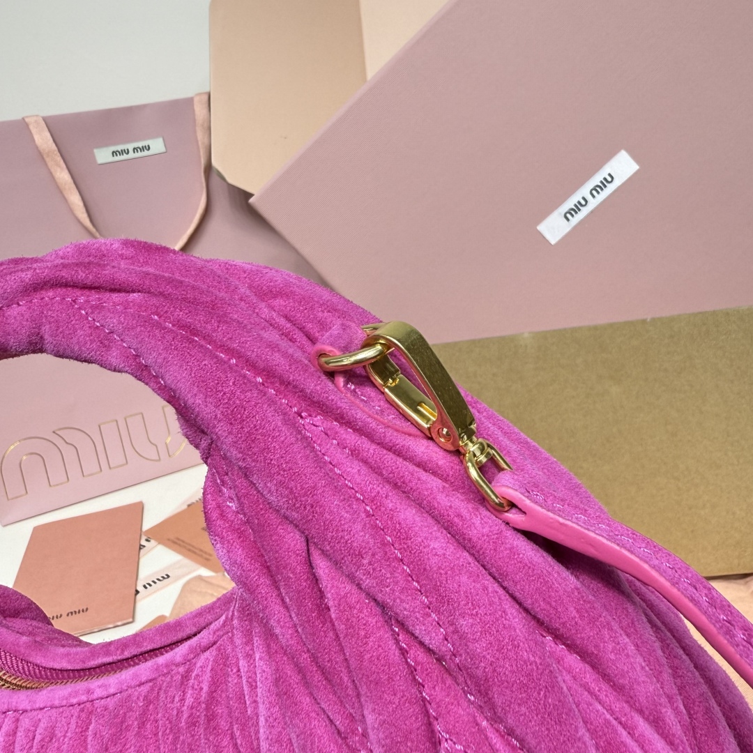 Miu Miu Miu Wander suede leather handbag 5BC125