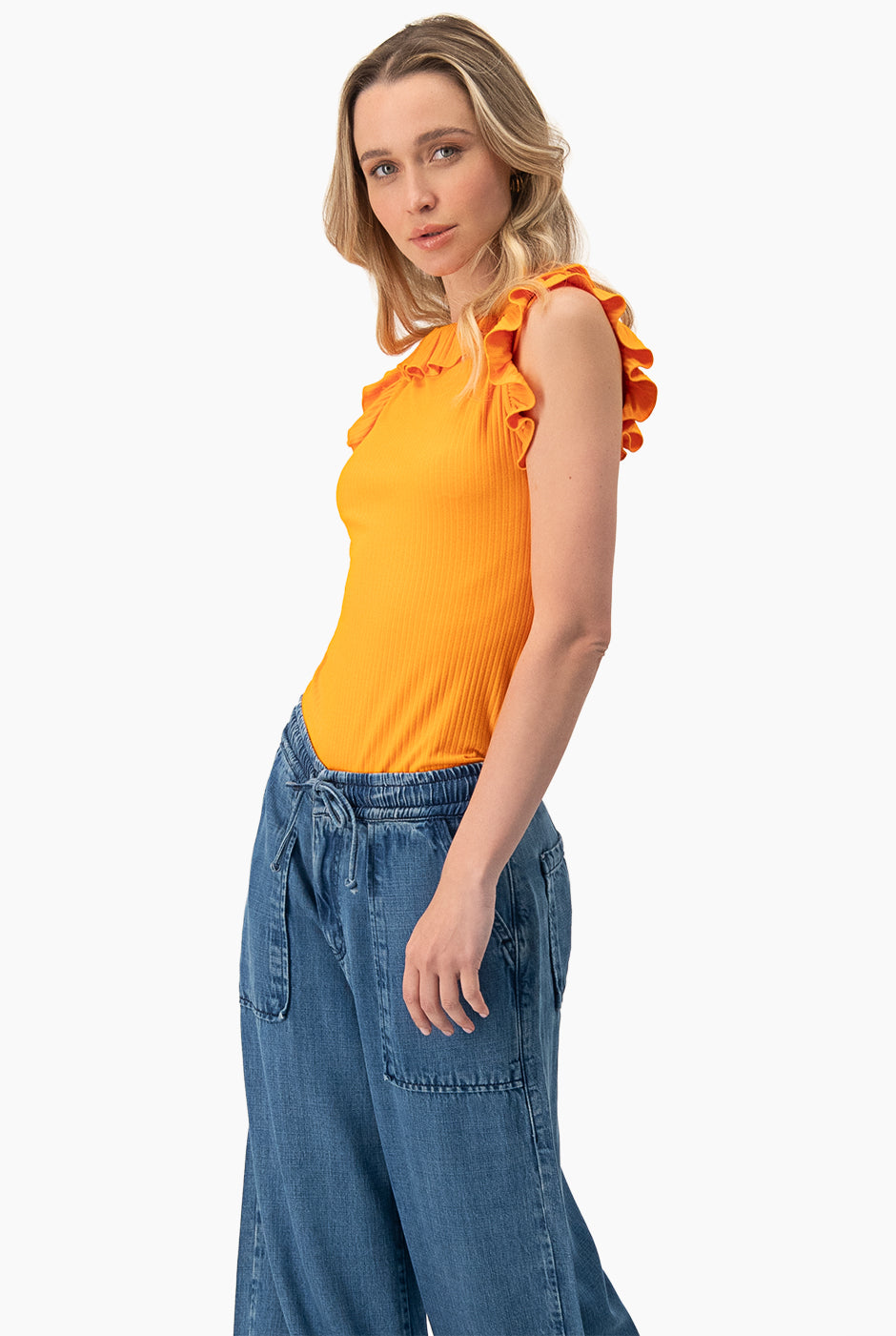 Blusa naranja de escote redondo
