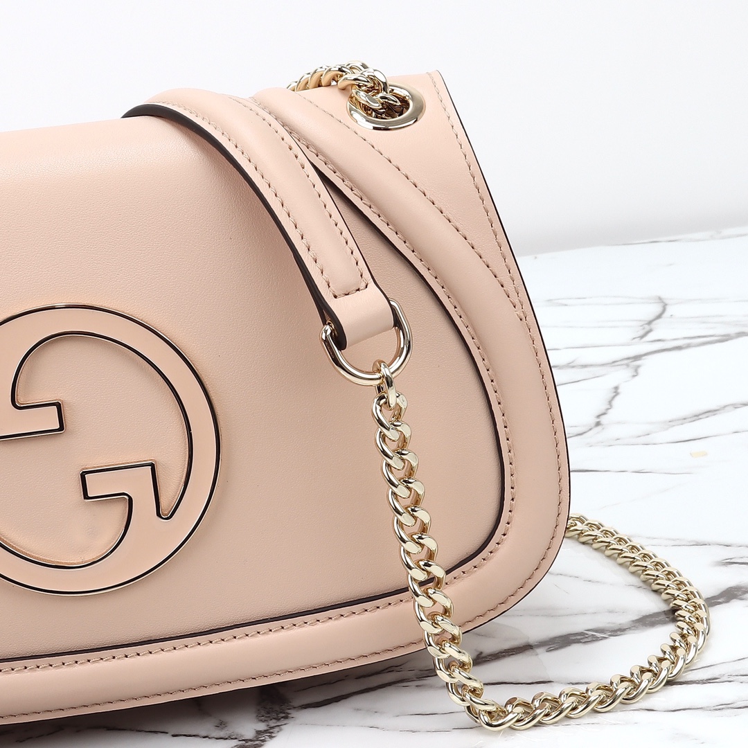 Gucci Blondie medium shoulder bag 815715 AAEEX 6705