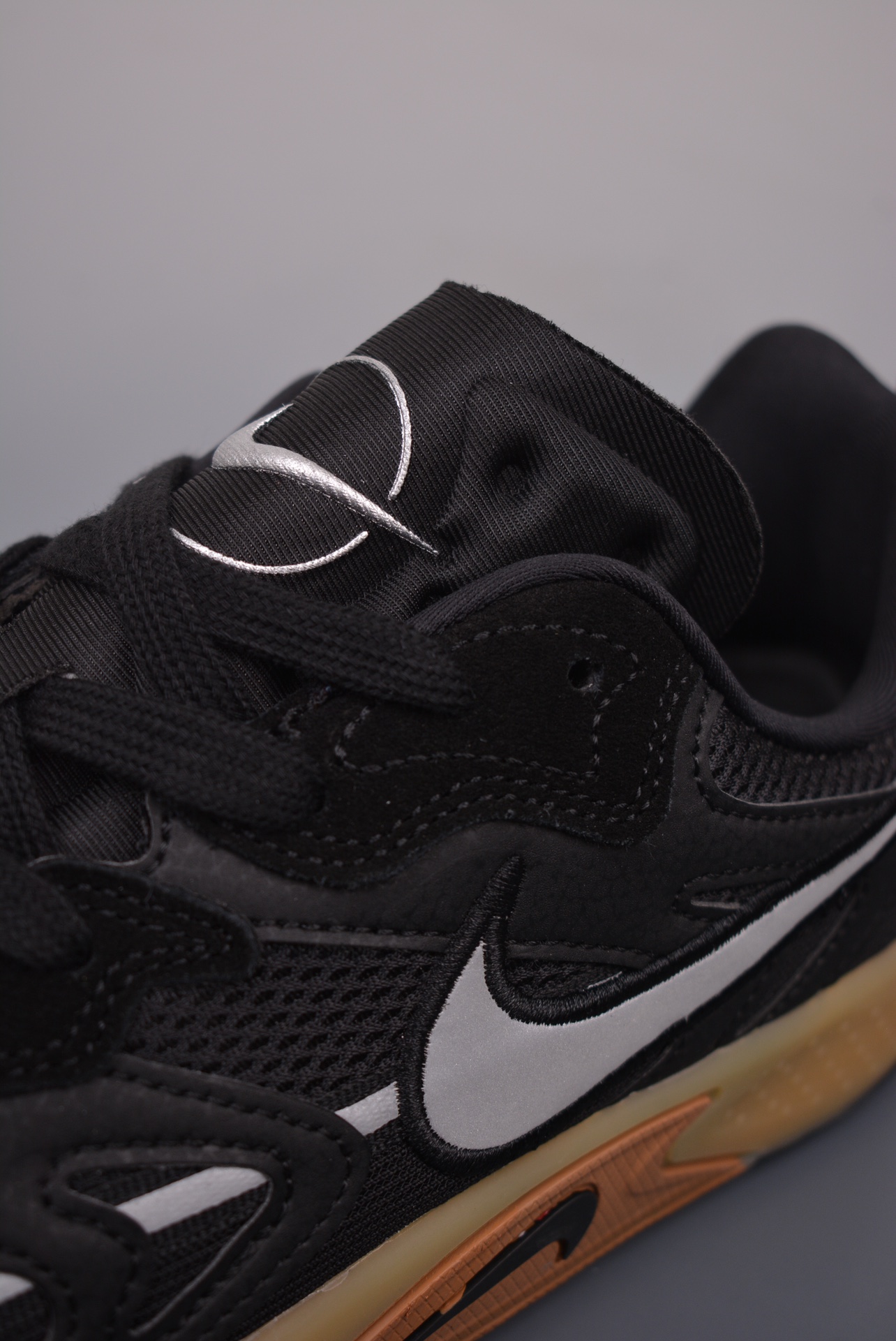 Futura x Nike Jam Breaking Black White Brown FZ8966
